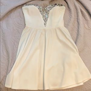 white strapless dress